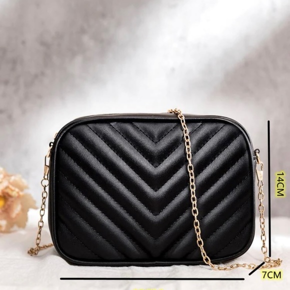 Mini Chevron Chain Crossbody Bag *NEW* - Picture 5 of 9